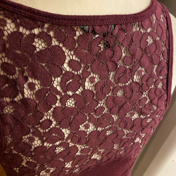 Women’s Victorias Secret Lace Tank - Picture 3 of 5
